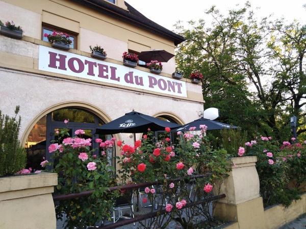 Hotel Du Pont Et Restaurant A Grolejac Exterior photo